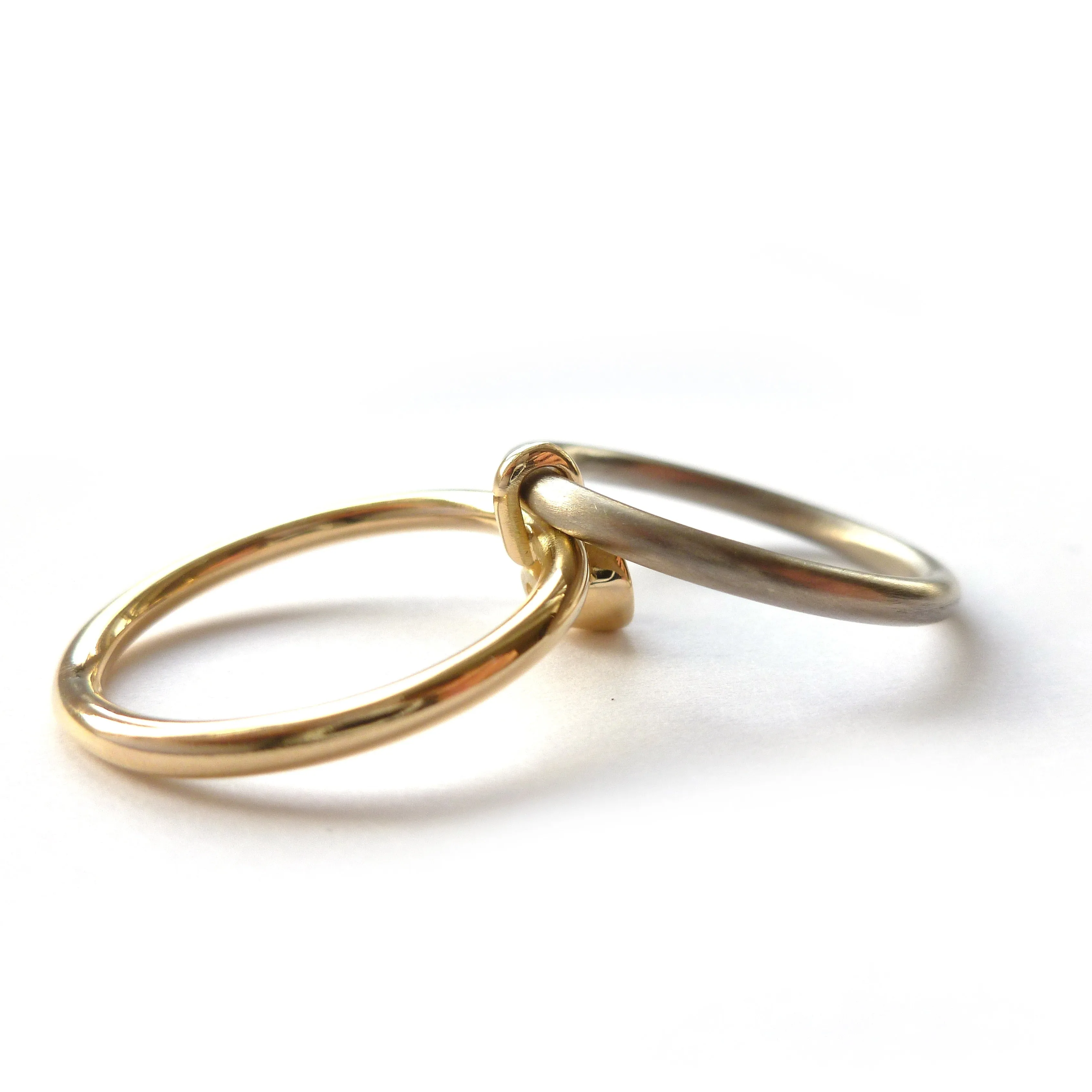 18ct gold two tone stacking diamond engagement ring