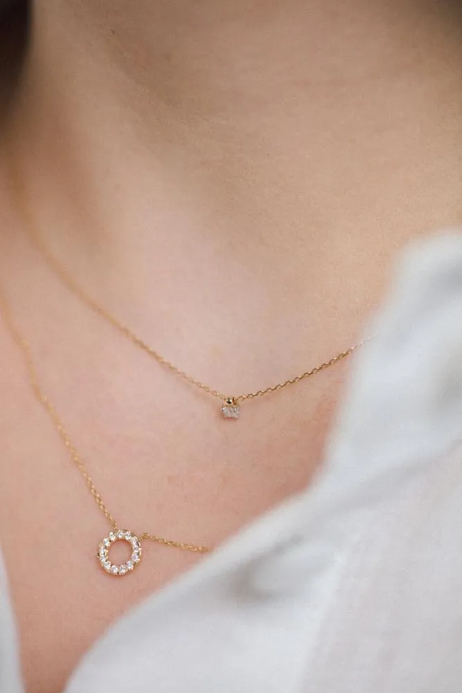 18kt Yellow Gold Floating Natural Diamond .04ct Pendant Necklace