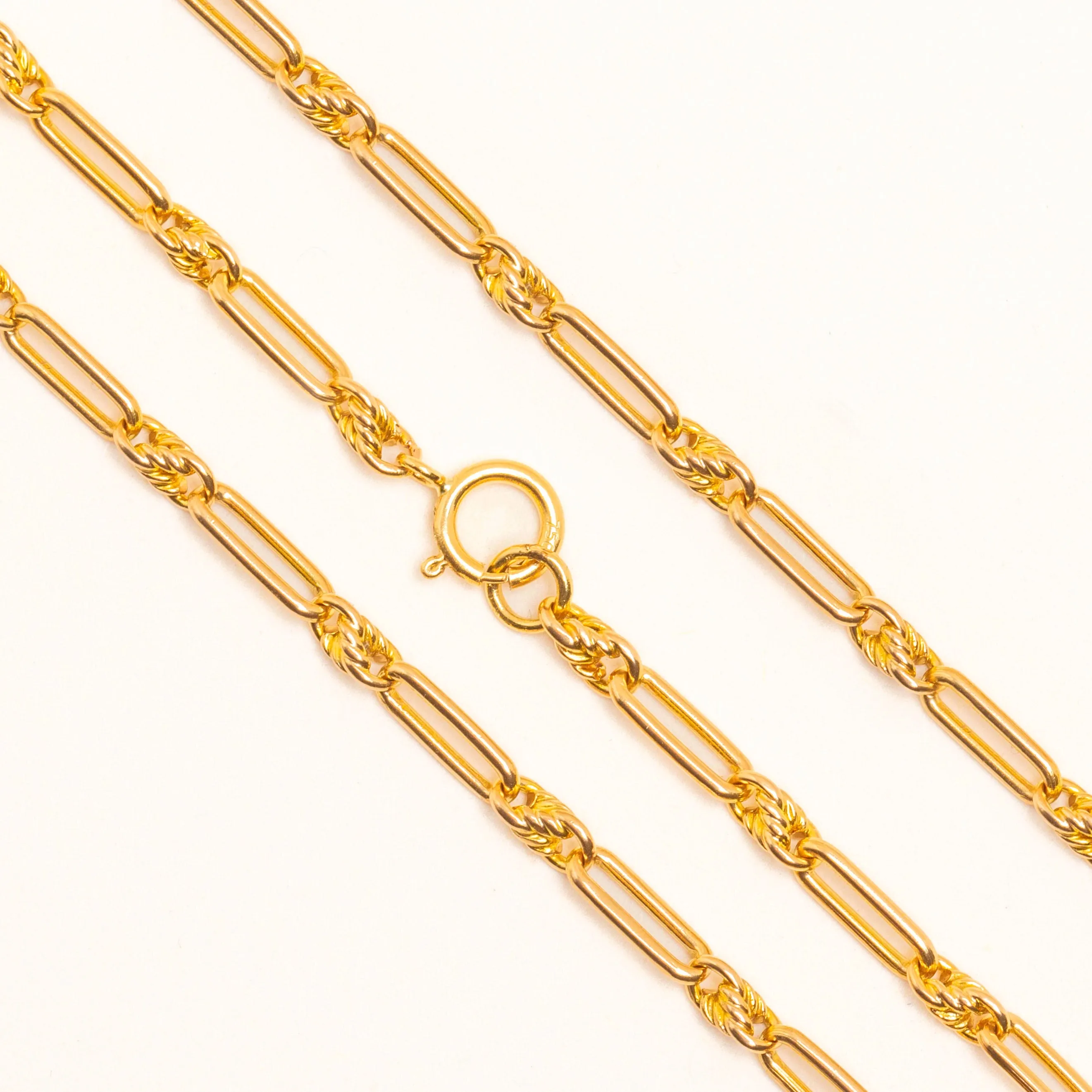 18" Buttery Antique 15ct Gold 'Lovers Knot' Chain