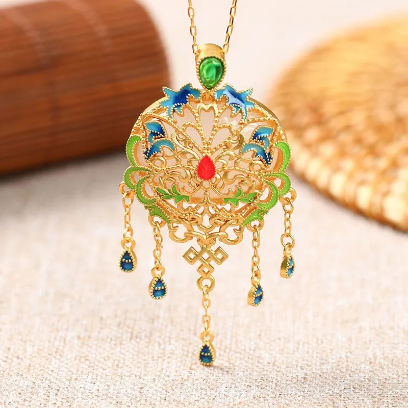 Ancient gold craftsmanship natural chalcedony butterfly tassel necklace