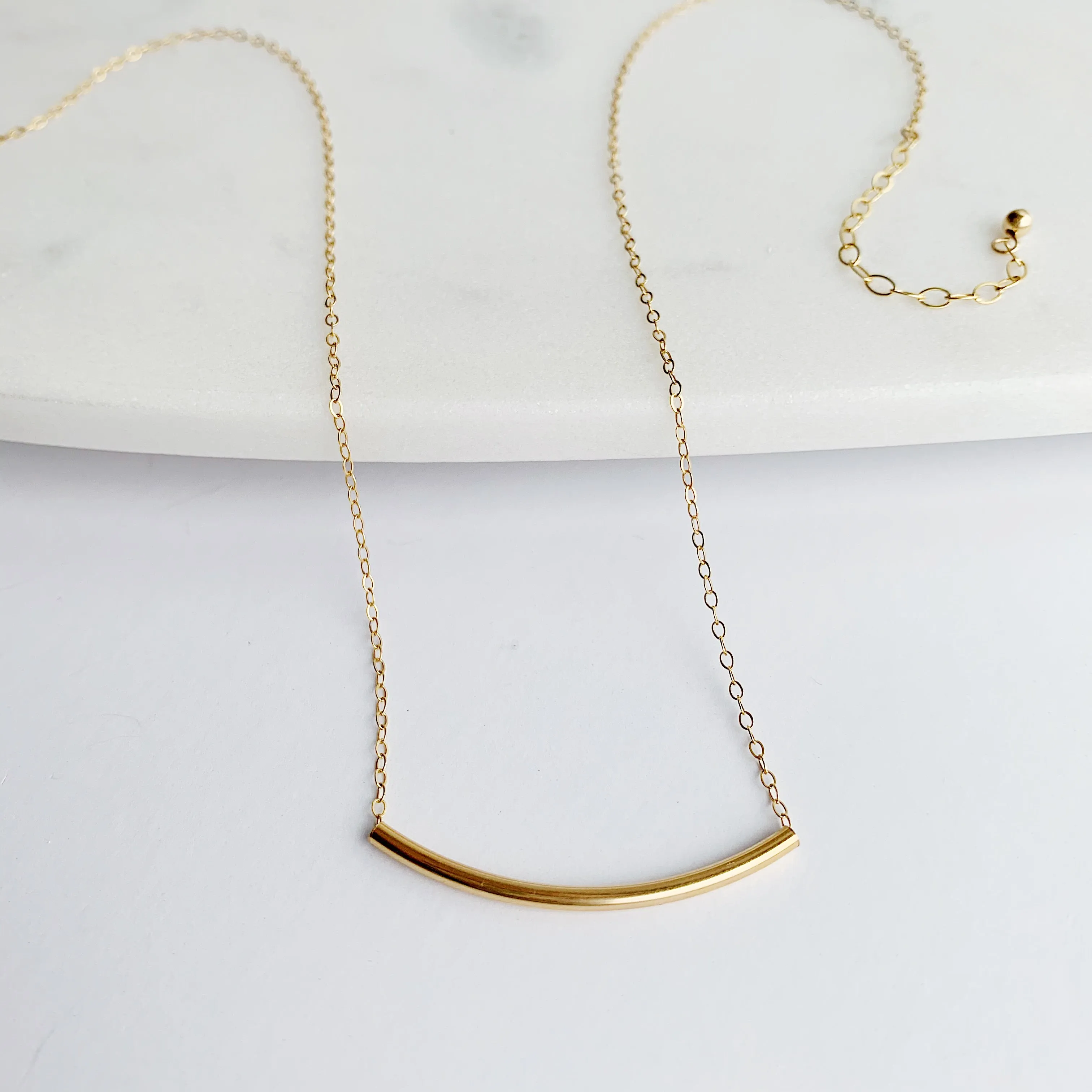 Arc Necklace