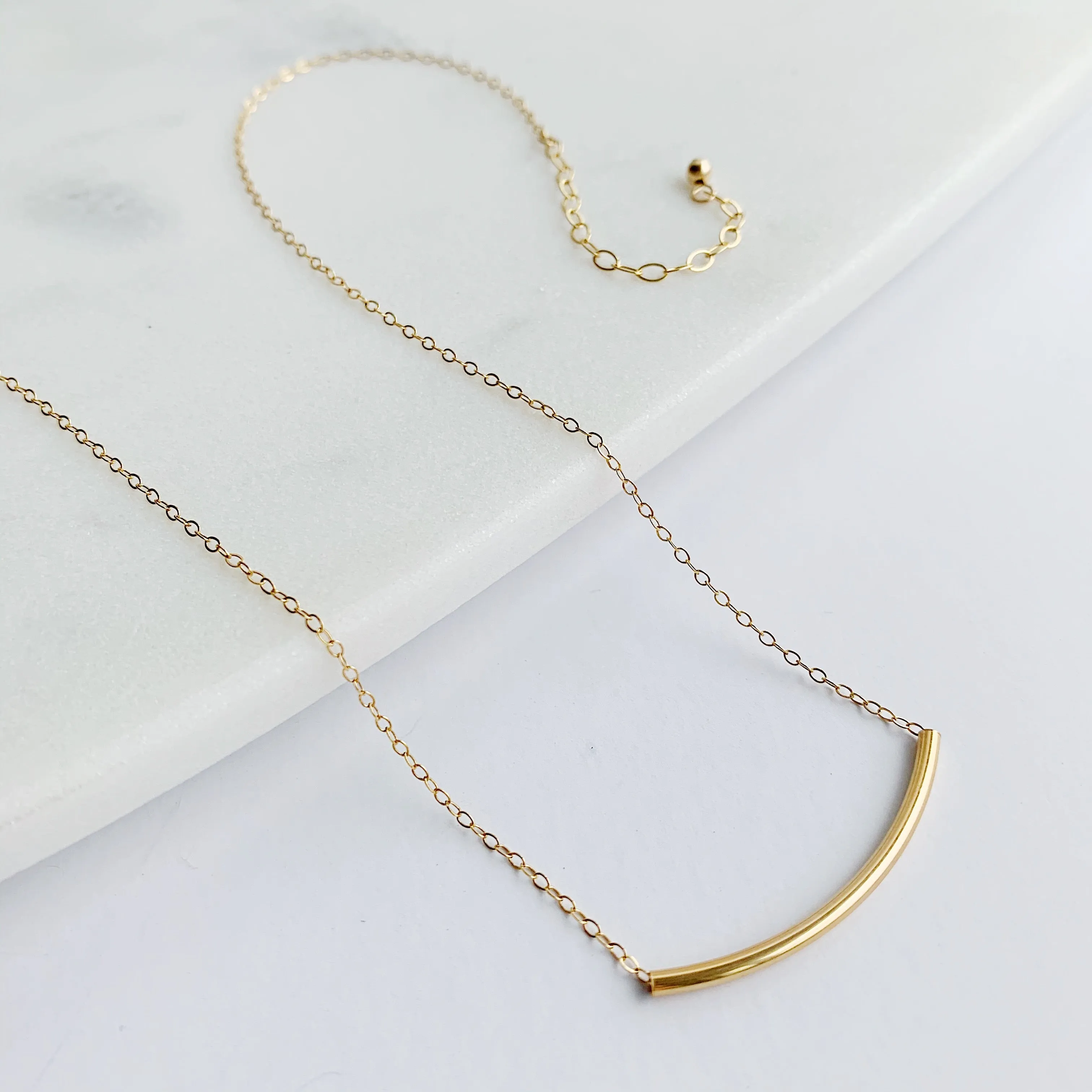 Arc Necklace