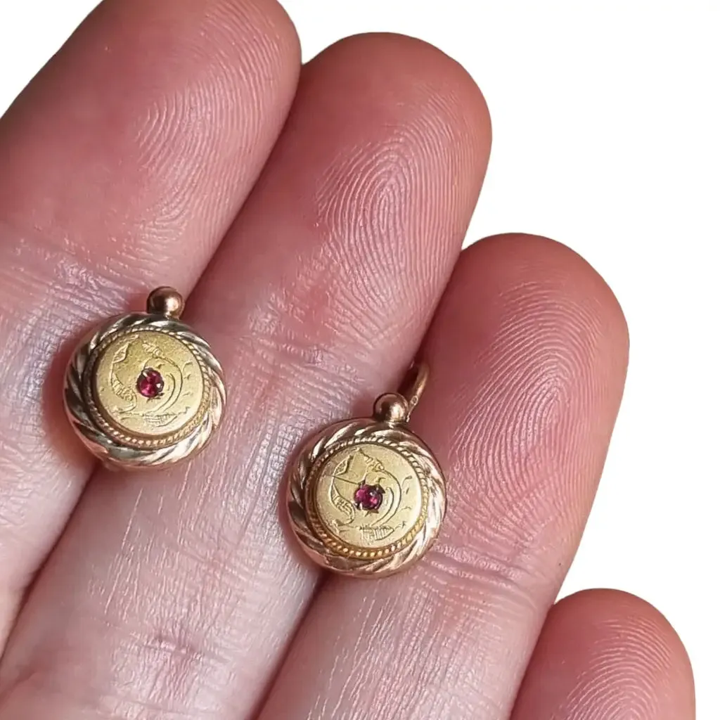 Belle epoque gold ruby ​​crystal earrings, unique gifts, antique jewelry.