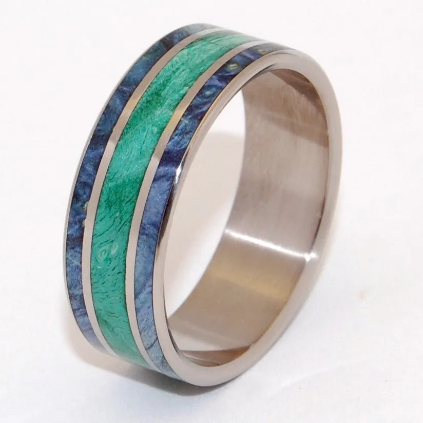 Between Oceans | Men's Blue Box Elder Wood & Titanium Wedding Ring
