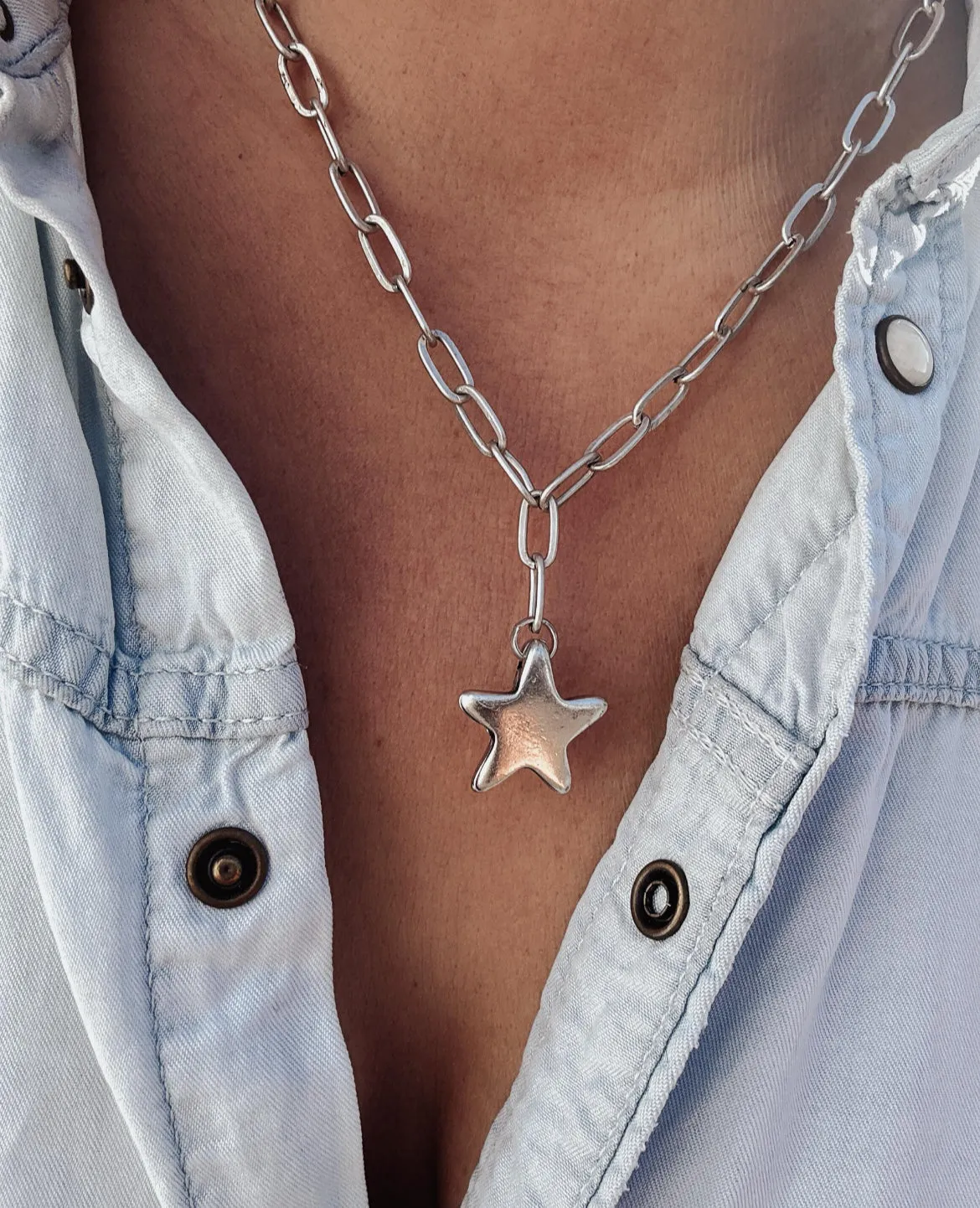 Chubby Star Chain Necklace