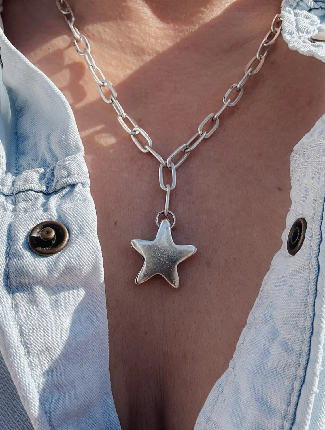 Chubby Star Chain Necklace