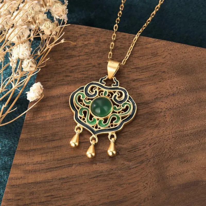 Classic Silver Inlaid Natural Chrysoprase Vintage Court Style Enamel Ruyi Necklace