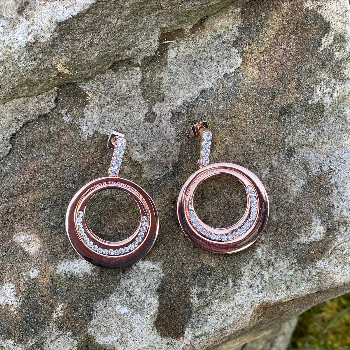 Dreamy Rose Gold Circle Drop Earrings
