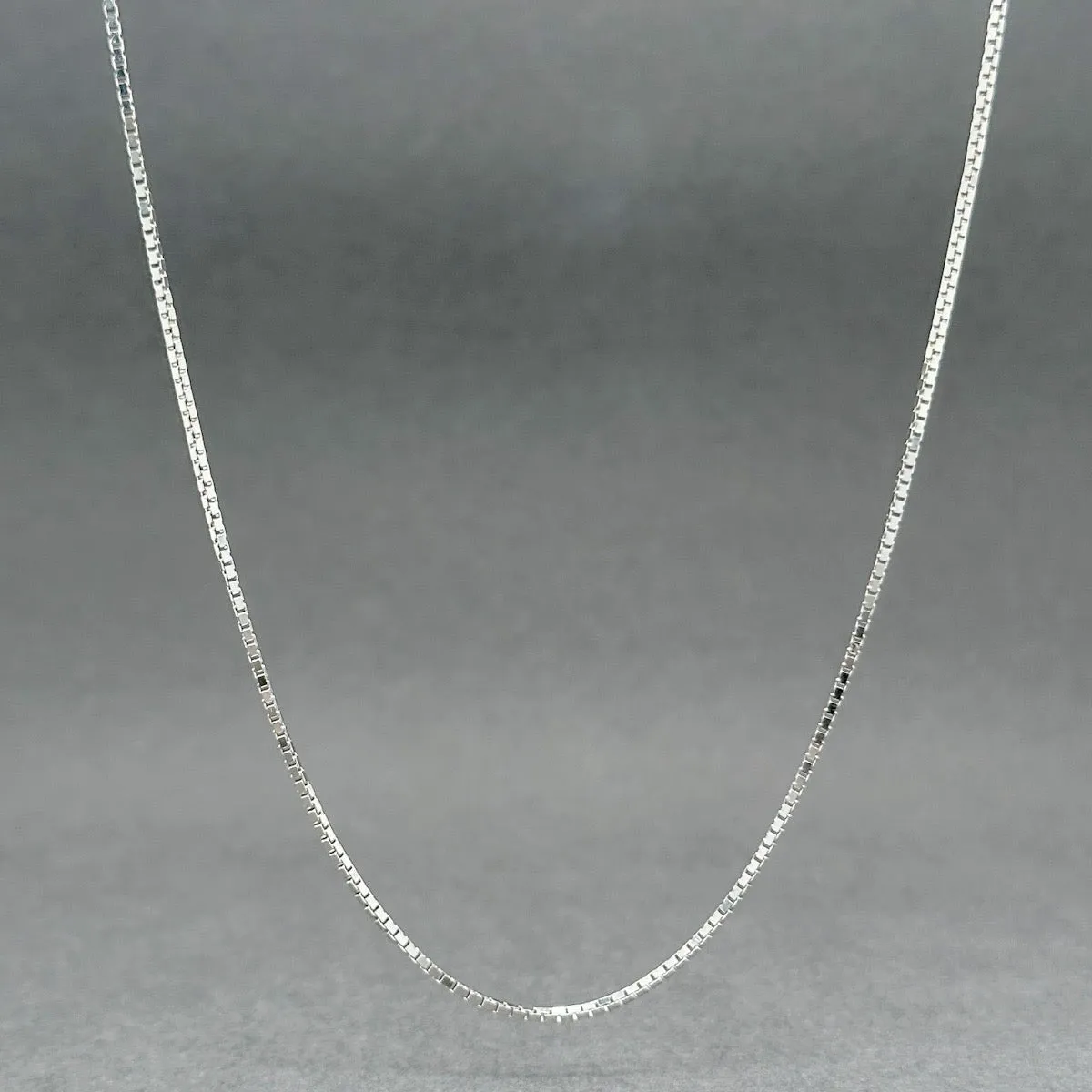 Estate 14K W Gold 0.87mm 18” Box Chain