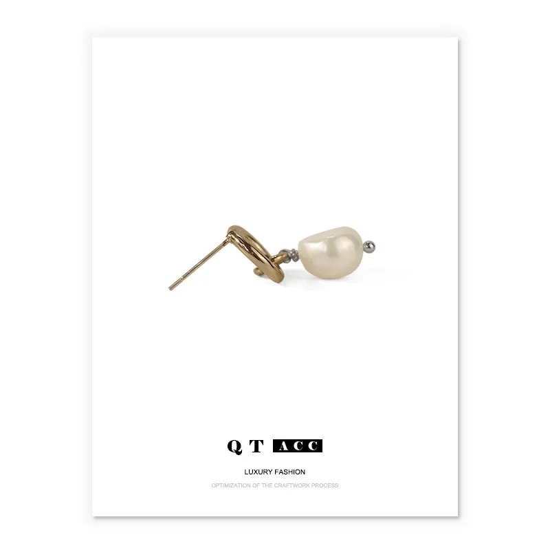 Fashionable Asymmetric Design Earrings Women 'S Natural Pearl Brass