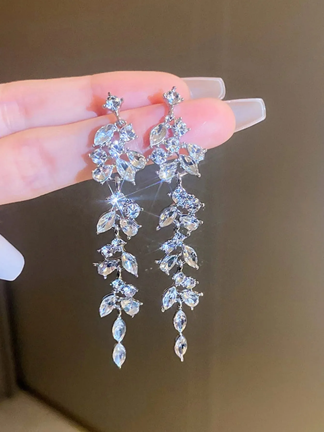 Fashionable Long Earrings with Diamond Leaves and Tassels