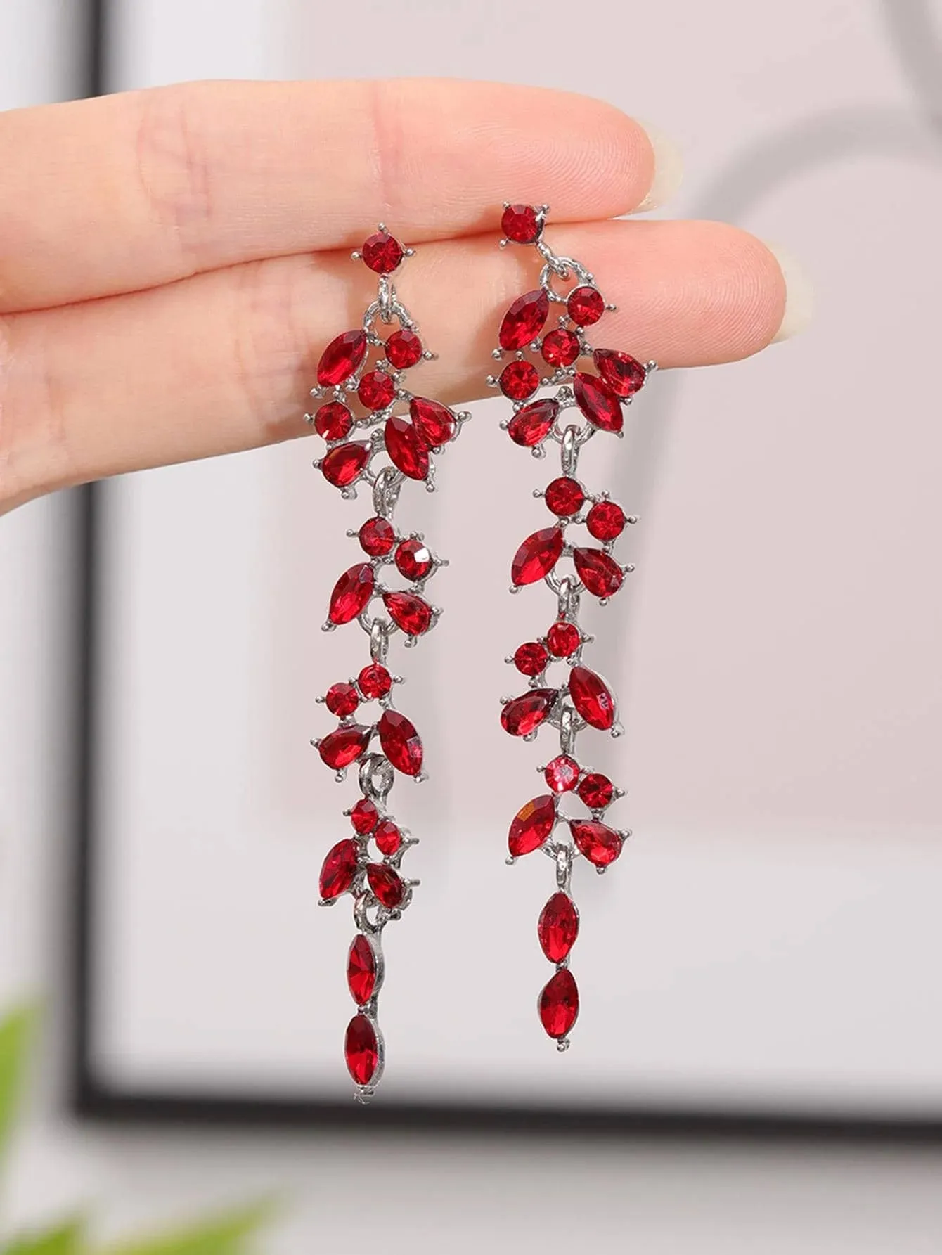 Fashionable Long Earrings with Diamond Leaves and Tassels