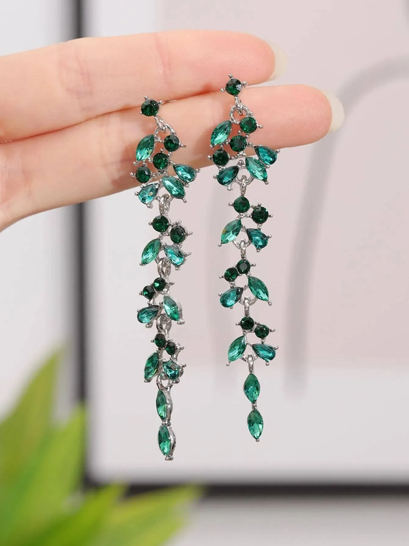 Fashionable Long Earrings with Diamond Leaves and Tassels