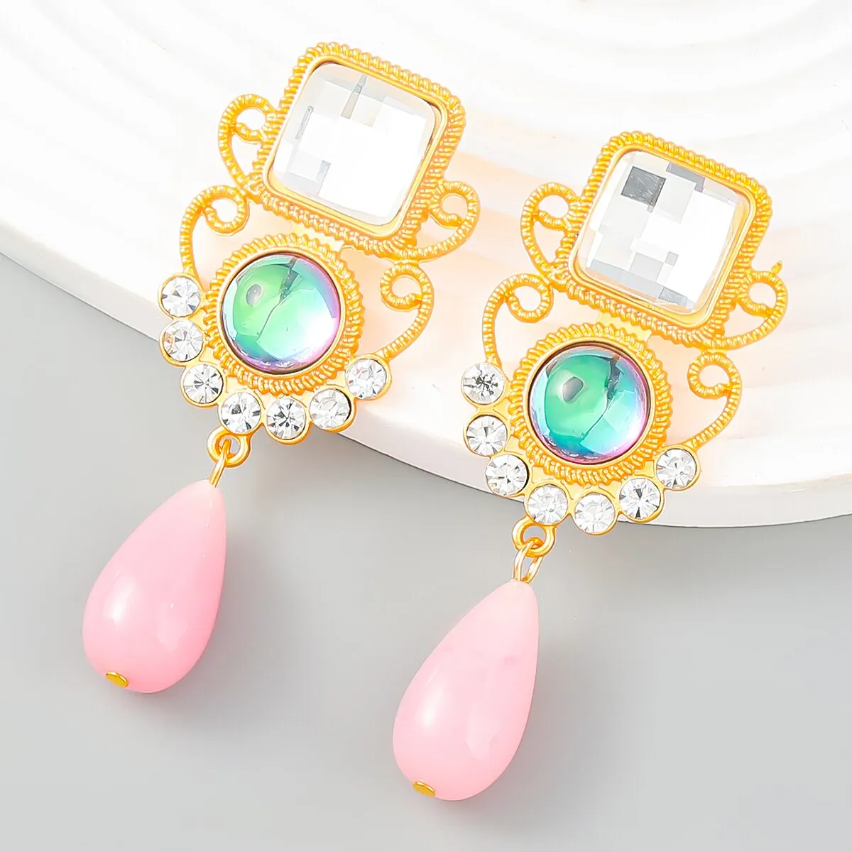 Fashionable Metal Square Acrylic Resin Earrings Women