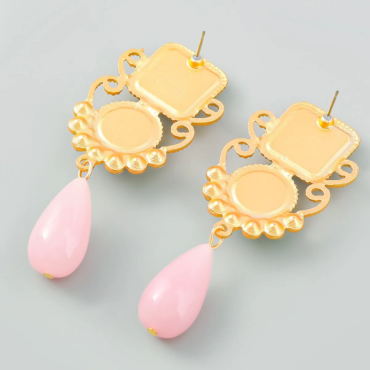 Fashionable Metal Square Acrylic Resin Earrings Women