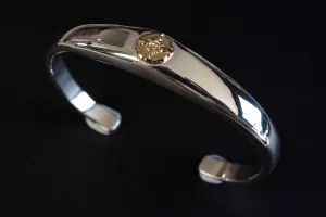 First Arrow's 18K "Sunburst" New Standard Oval Bangle (BR-210)