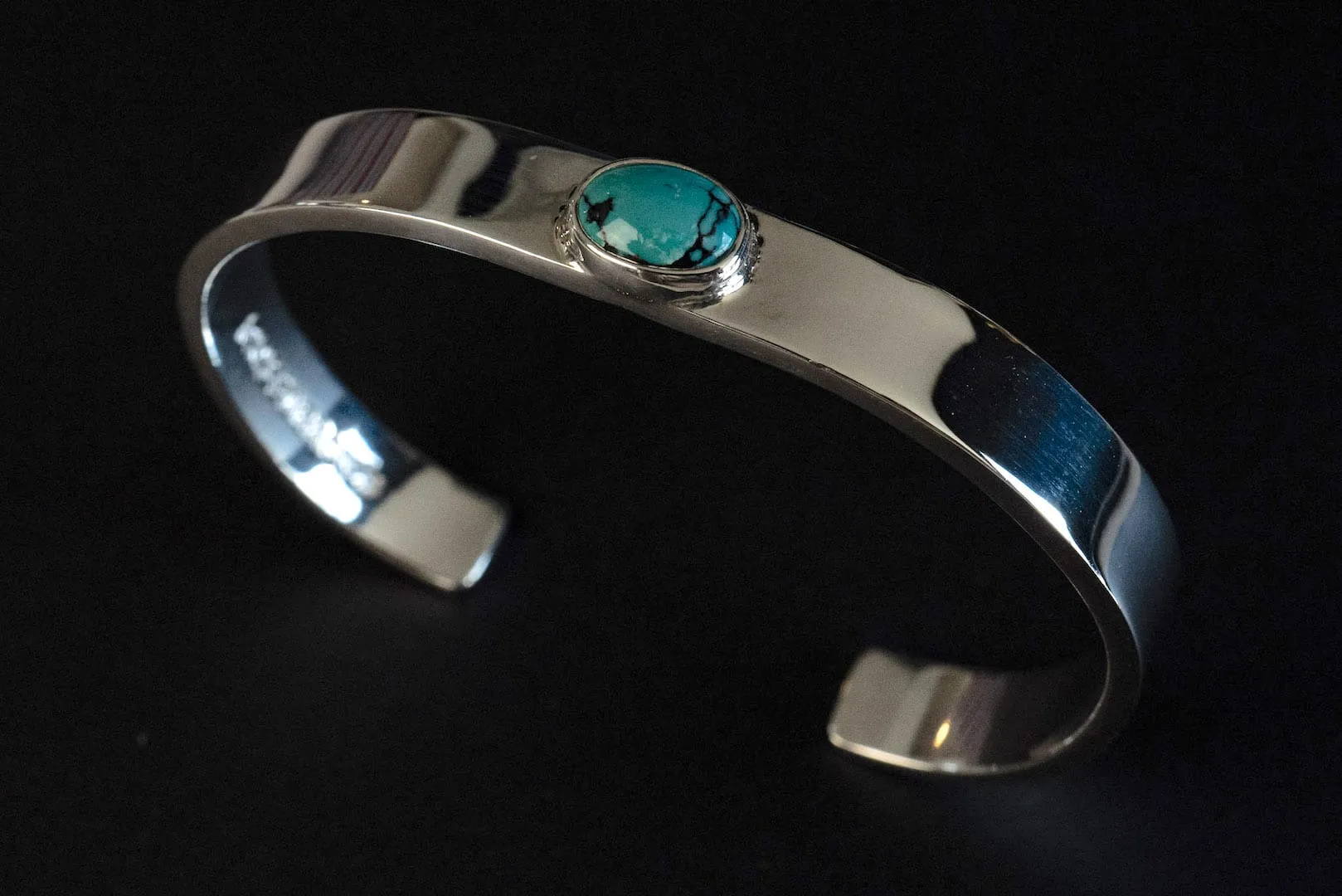 First Arrow's 8mm Silver Bangle with Turquoise (BR-017)