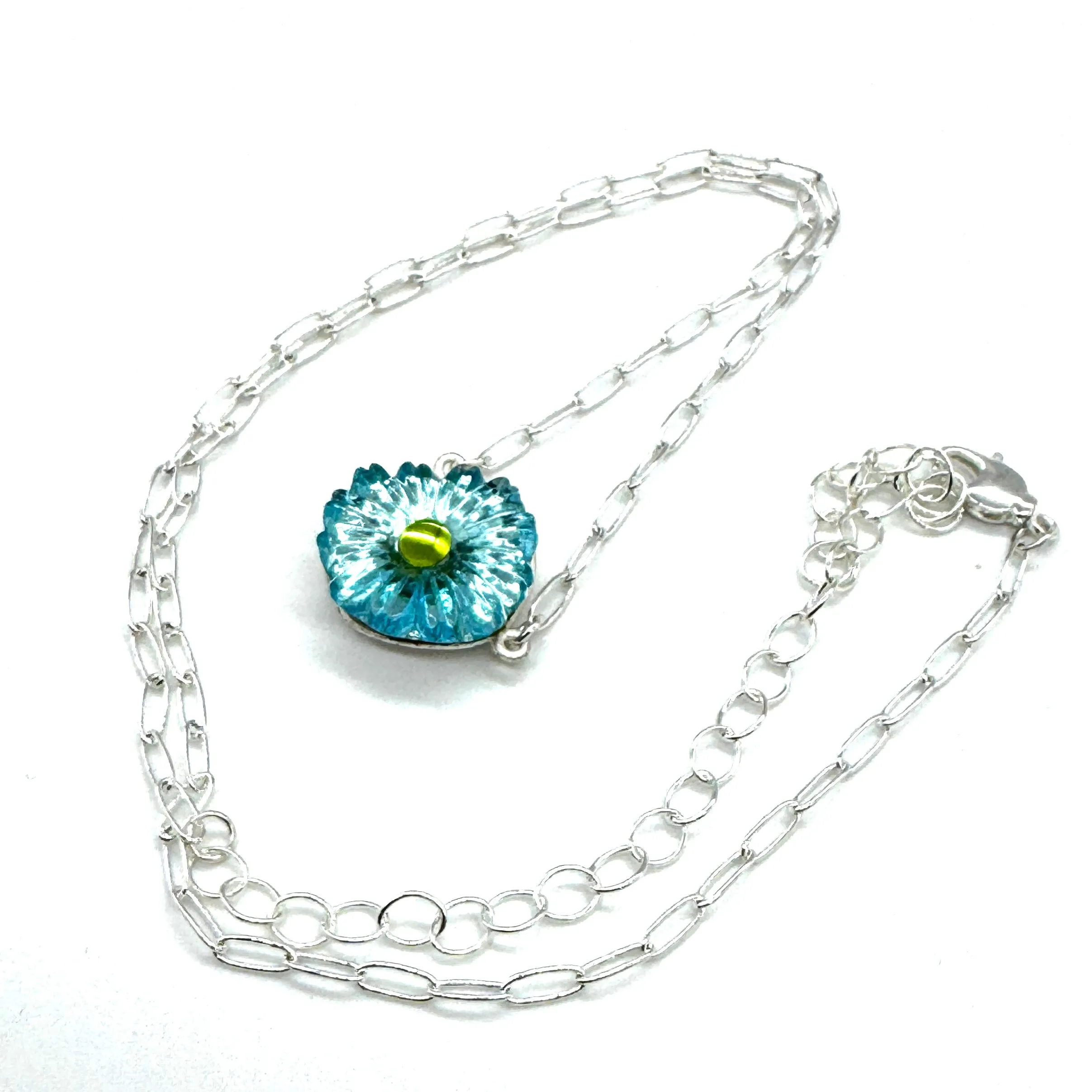 Flower Power Vintage Glass Necklace - Medium