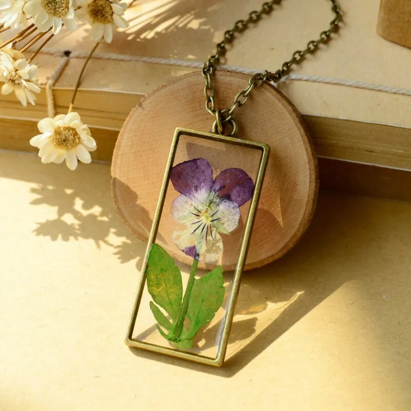Flyleaf Handmade Natural Dry Pansy Flowers Necklaces & Pendants For