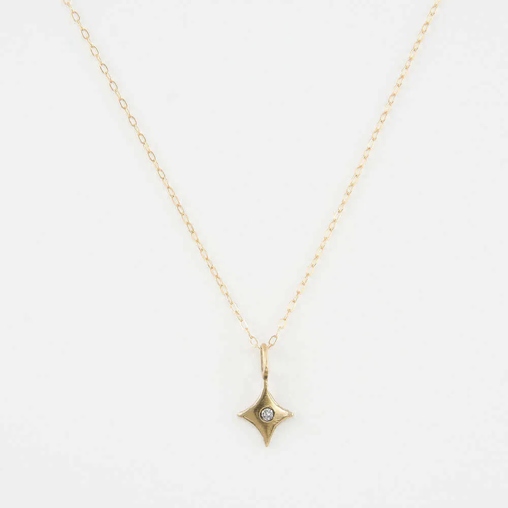 INEZ TINY STAR PENDANT NECKLACE