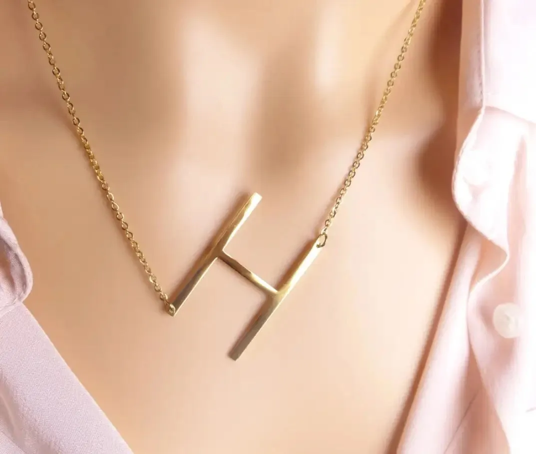 Initial Letter Necklace (Gold)