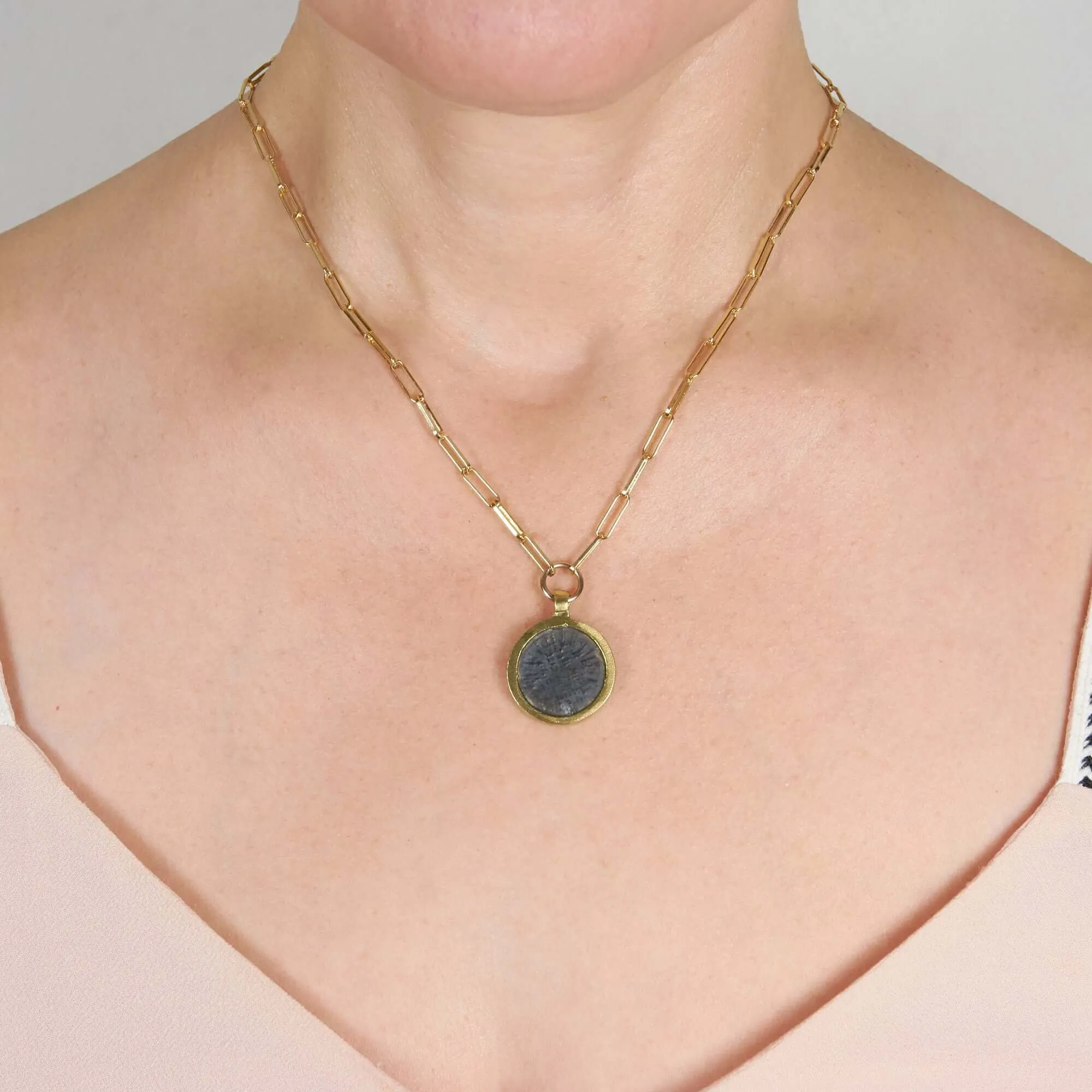 MARTA ELONGATED LINK NECKLACE