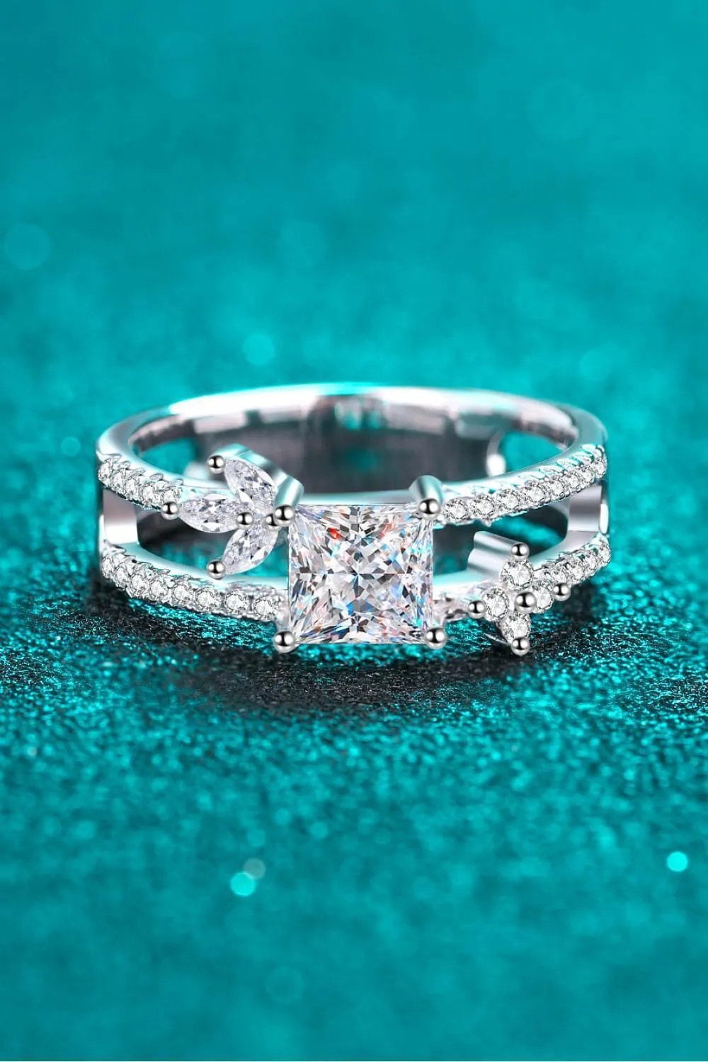 Modern Double Layer 1 Carat Moissanite Ring