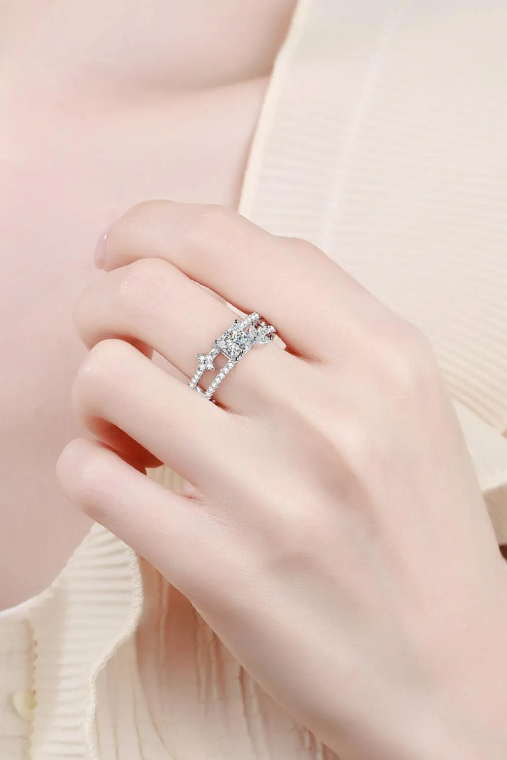 Modern Double Layer 1 Carat Moissanite Ring