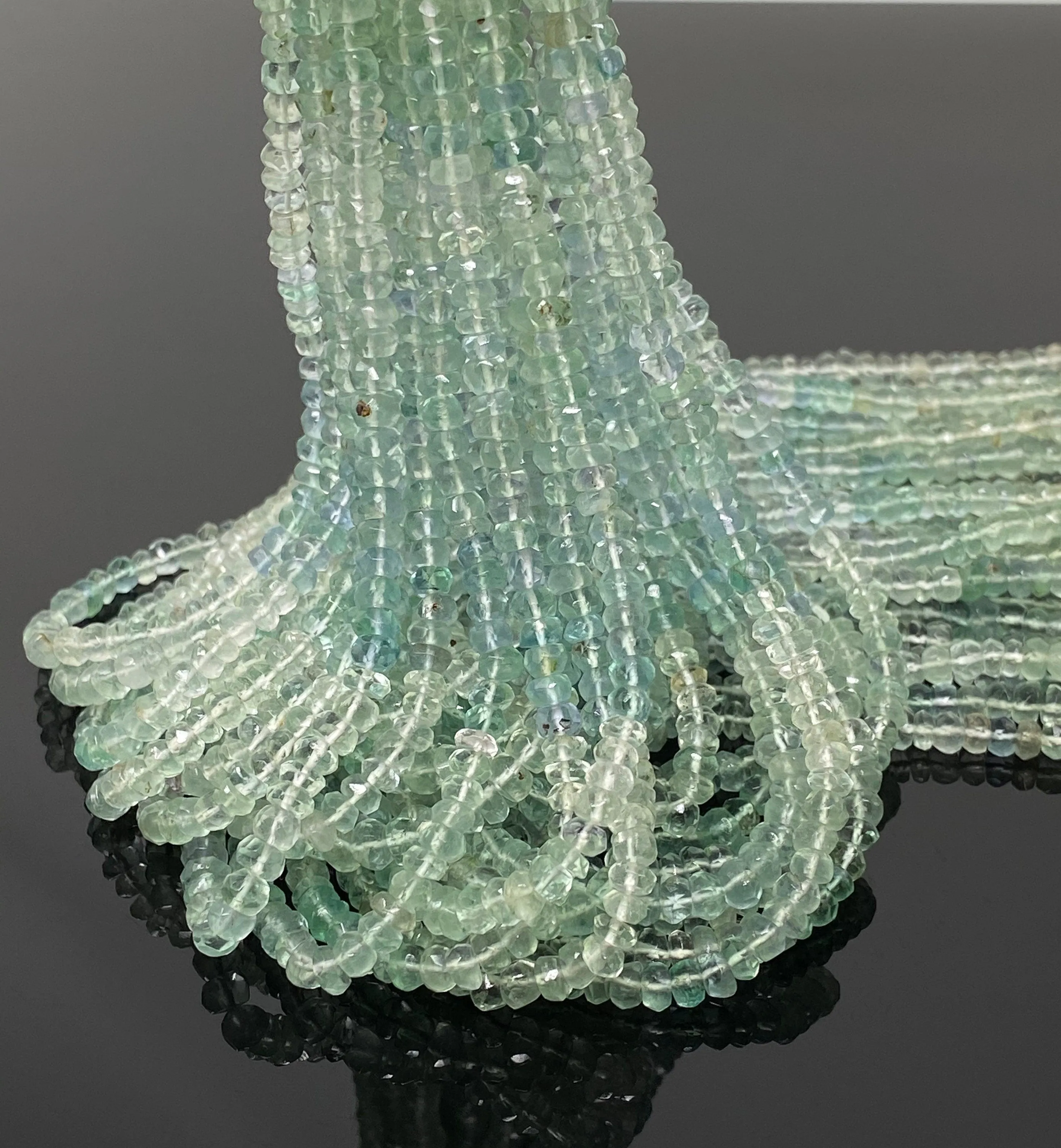 Natural Fluorite Shaded Gemstone Beads, Jewelry Supplies, Wholesale Bulk Beads, 4.5mm - 5mm, 12.5” Strand