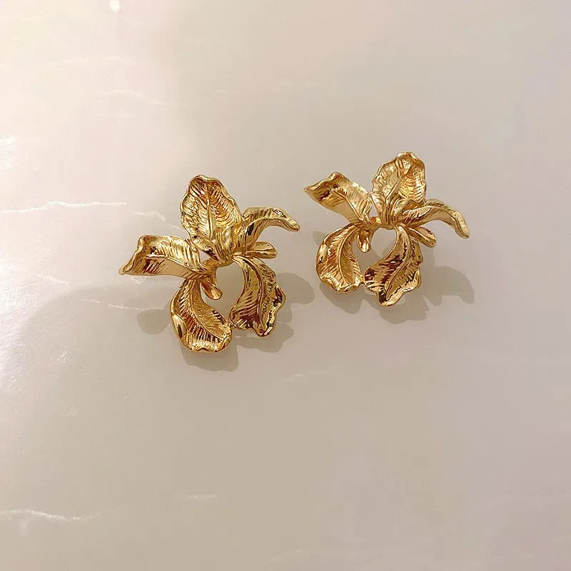 New Irregular Flower Women Unique Design Exaggerated Gold Hollow Metal Earring