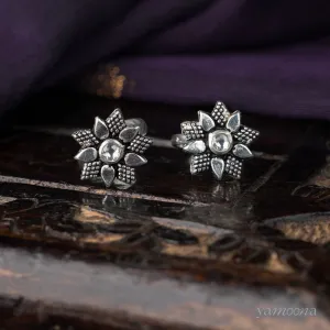 Niovi Geometric Phool Silver Toe Rings