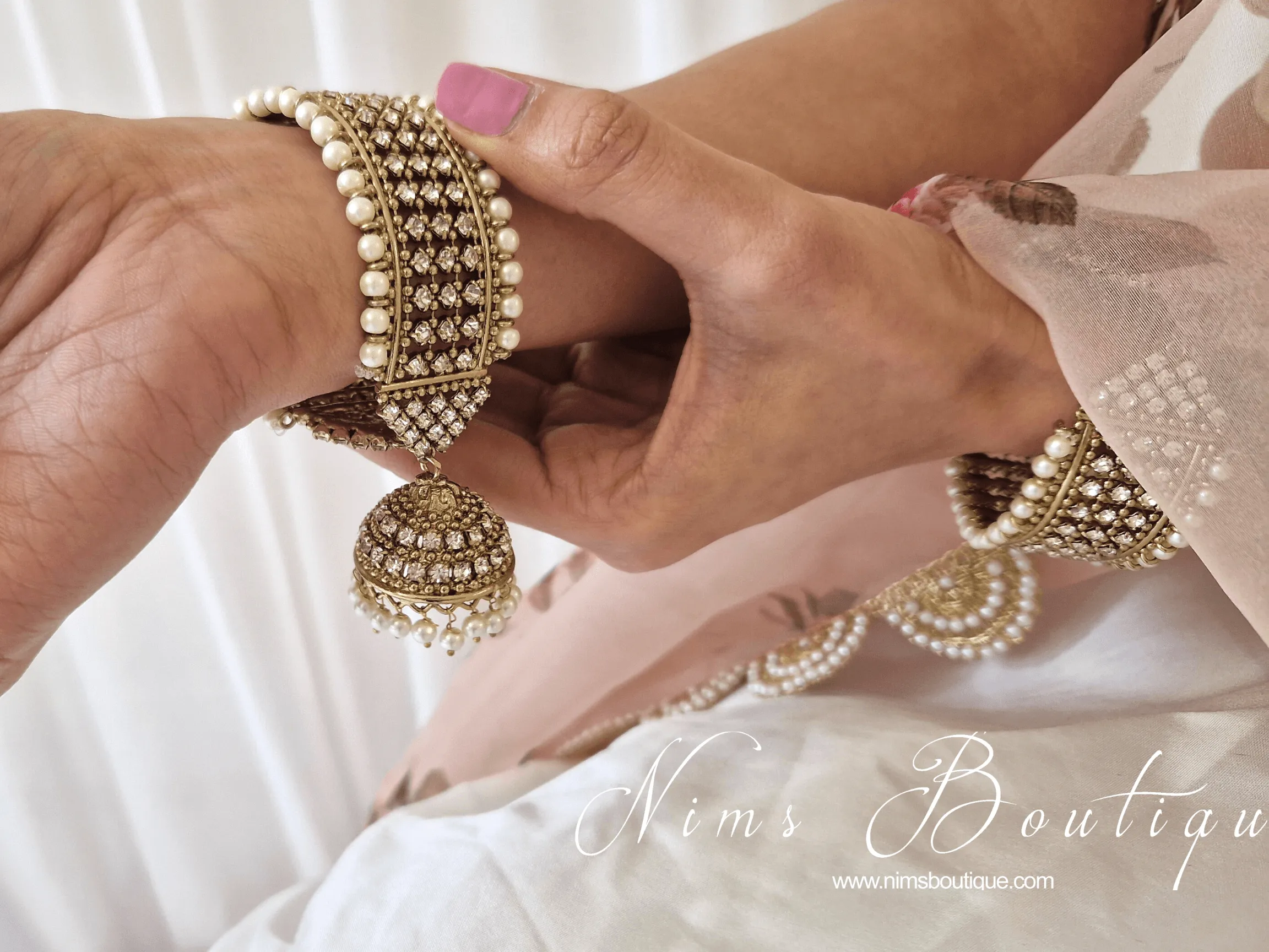 Pearl & Gold Royal Bracelet with hanging chumka