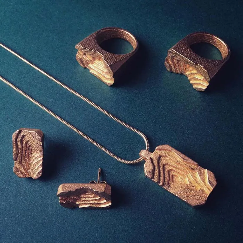 Pit Ring | Steel | Gold