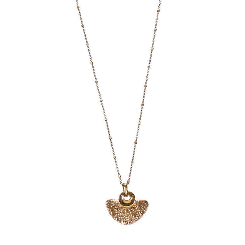 QUETAL PENDANT NECKLACE