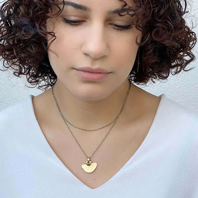QUETAL PENDANT NECKLACE