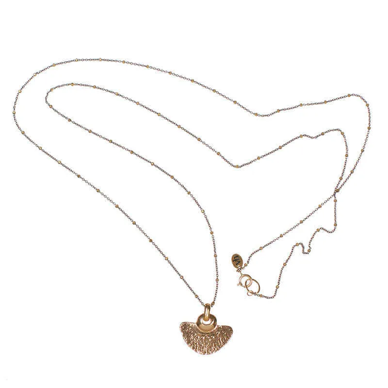 QUETAL PENDANT NECKLACE