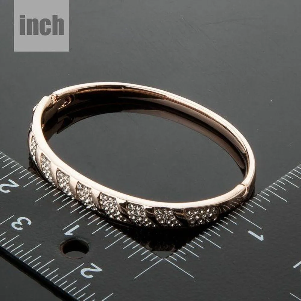 Rose Gold Classic Design Bangle -KBQ0028