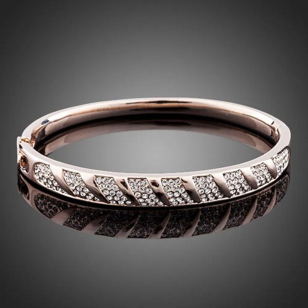 Rose Gold Classic Design Bangle -KBQ0028