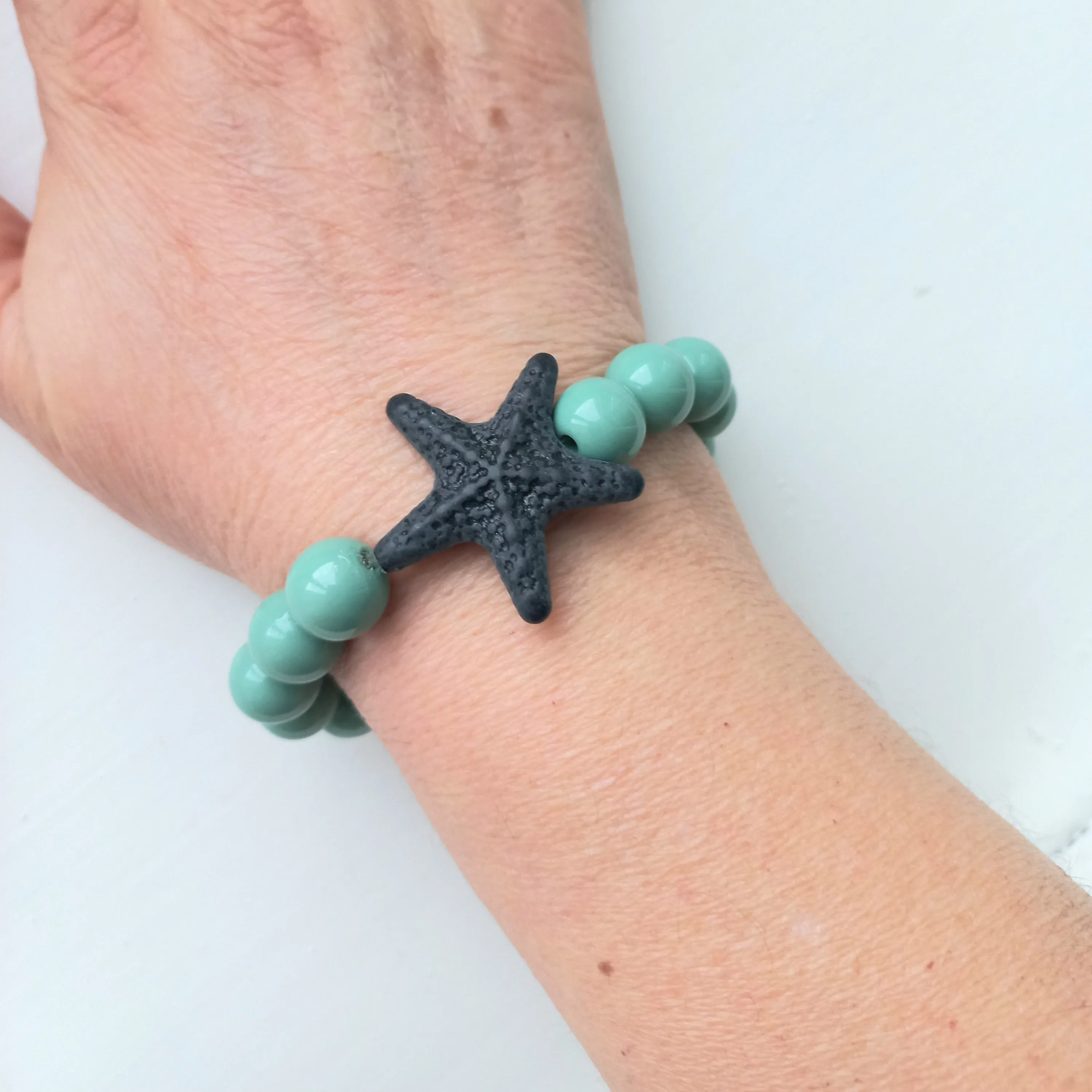 STARFISH STRETCH BRACELET BLACK