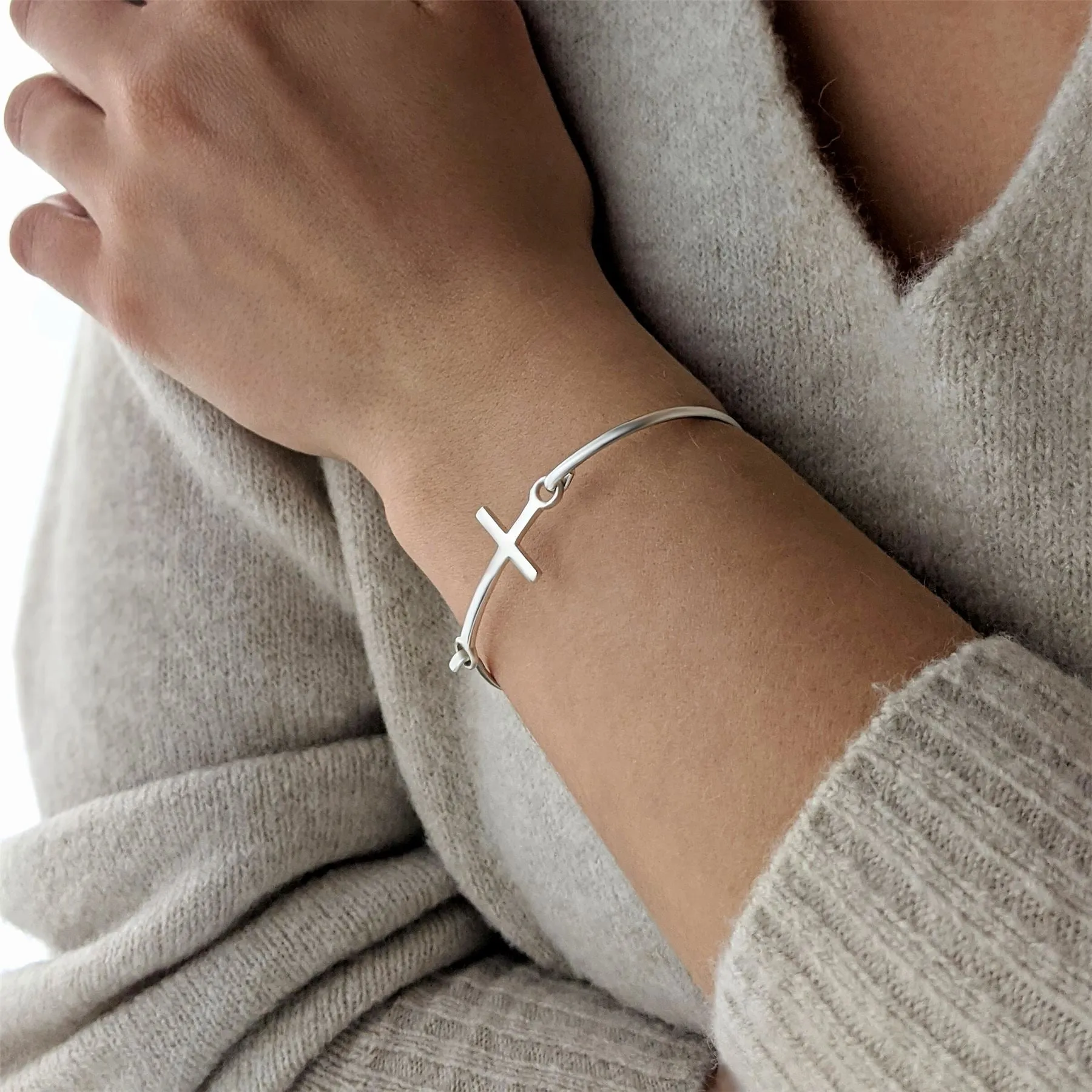 Sterling Silver Classic Cross Bangle With Hook Clasp Simple Design