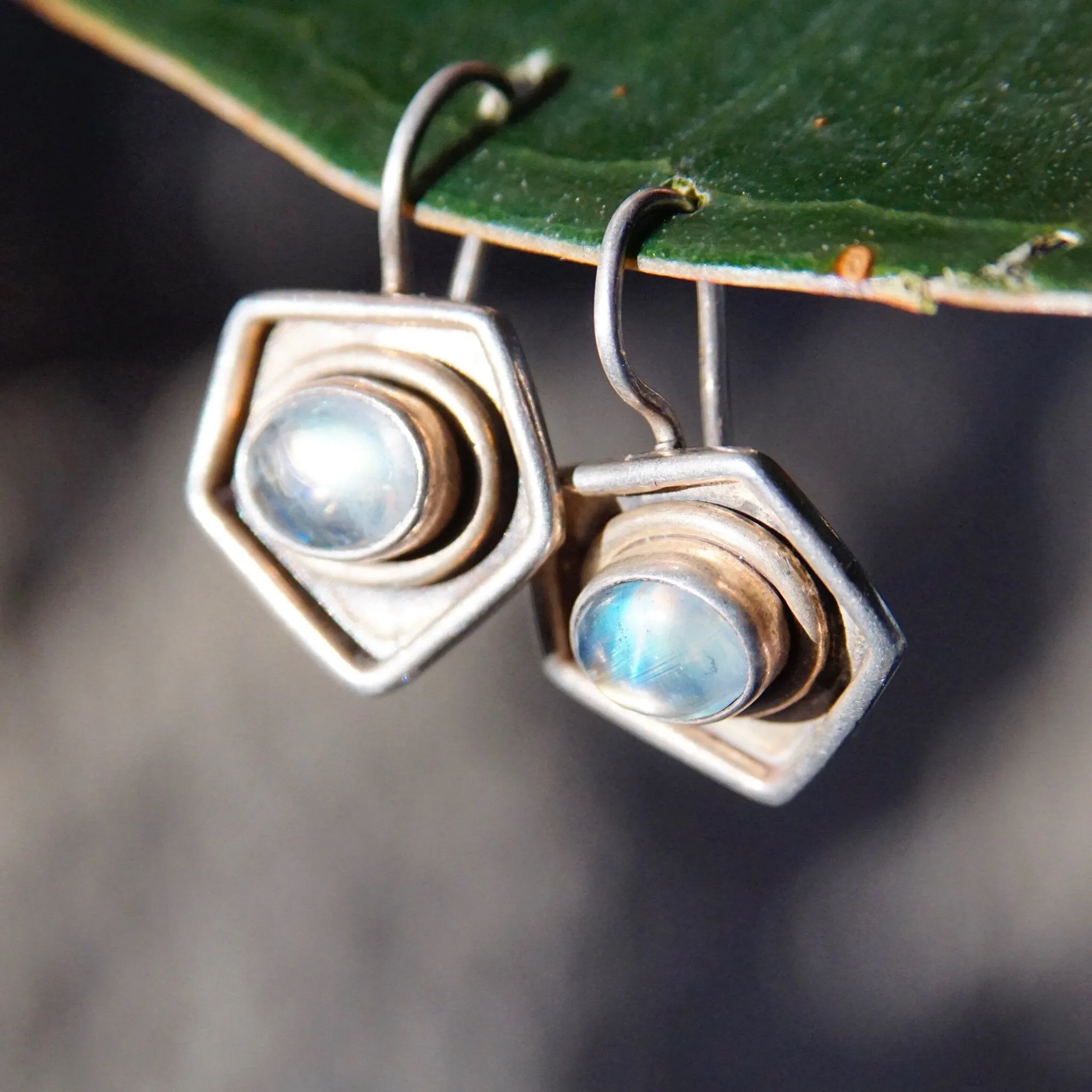 Vintage Sterling Silver Moonstone Drop Earrings, Iridescent Moonstone In Silver Pentagon Setting, Unique Silver Dangle Earrings, 7/8" L