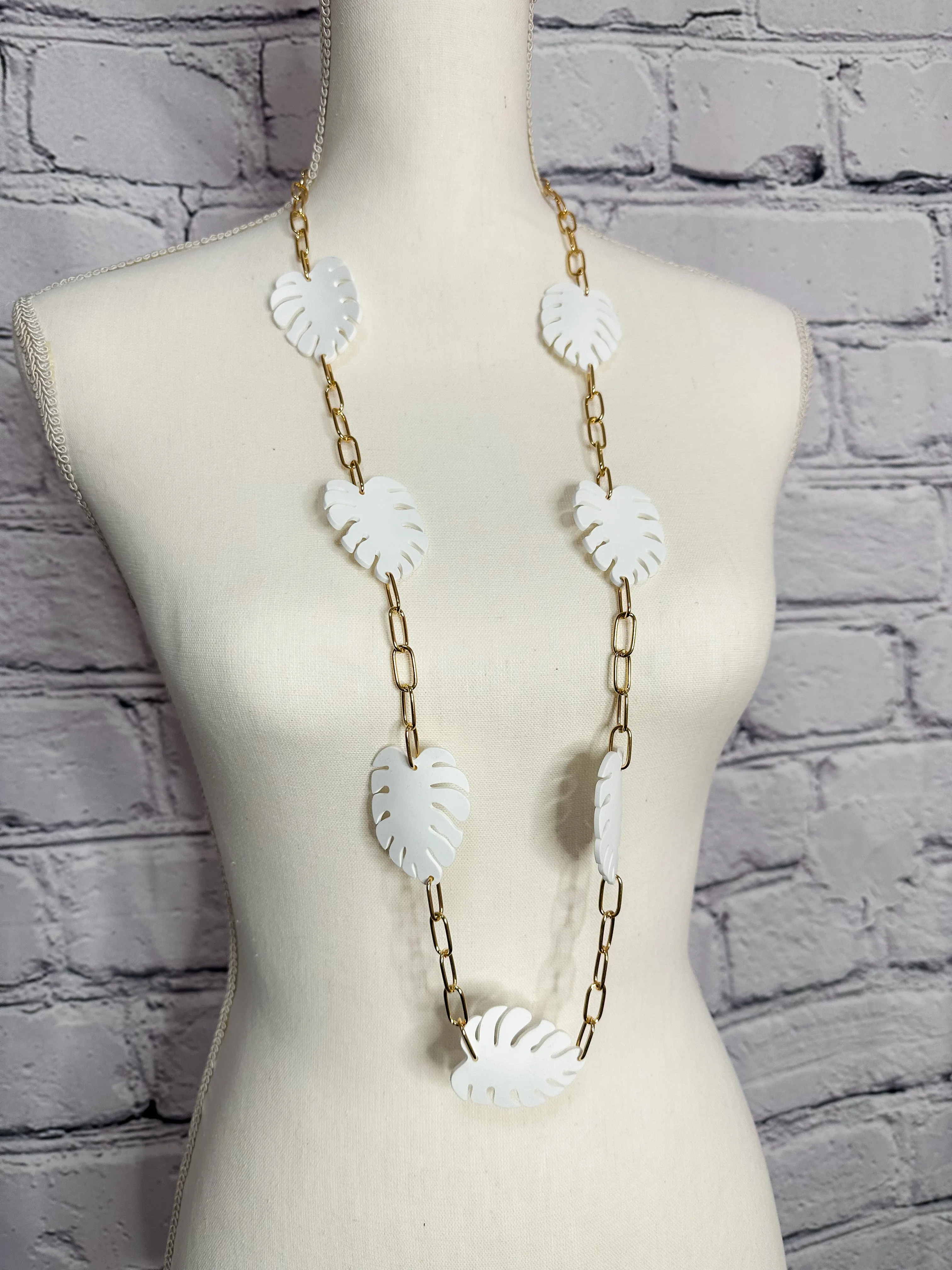 White & Gold Monstera Chain