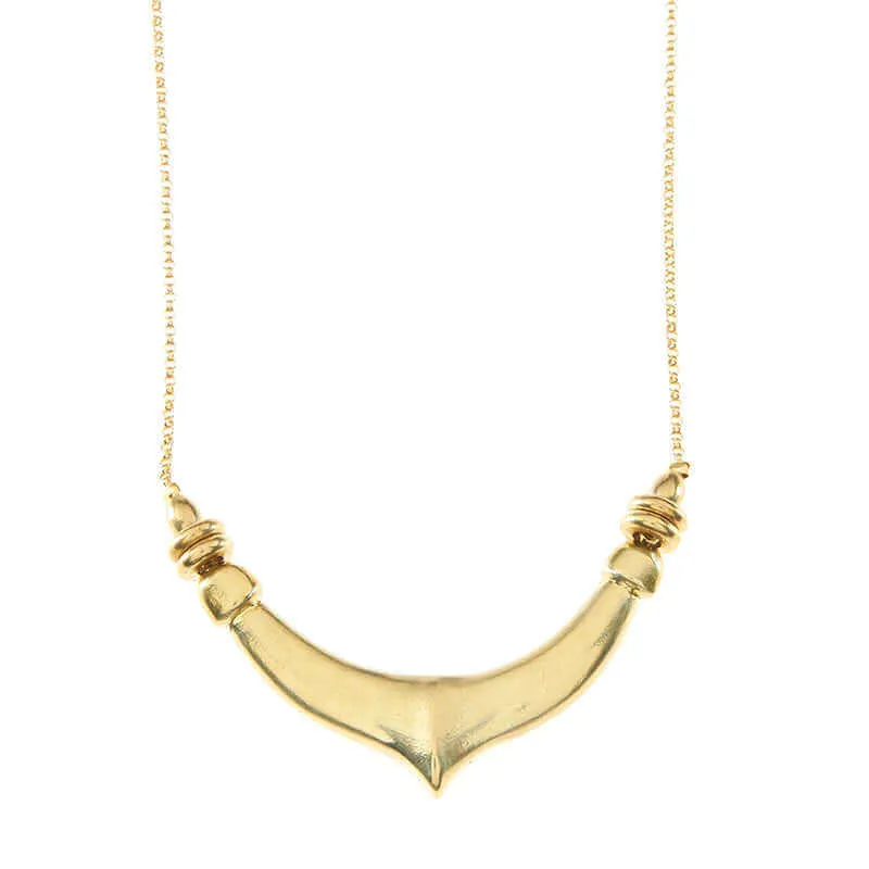 WILLOW CARVED BAR PENDANT NECKLACE