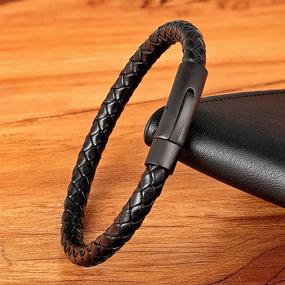 XQNI New Classic Style Men Leather Bracelet Simple Black Stainless Steel Button Neutral Accessories Hand-woven Jewelry Gifts
